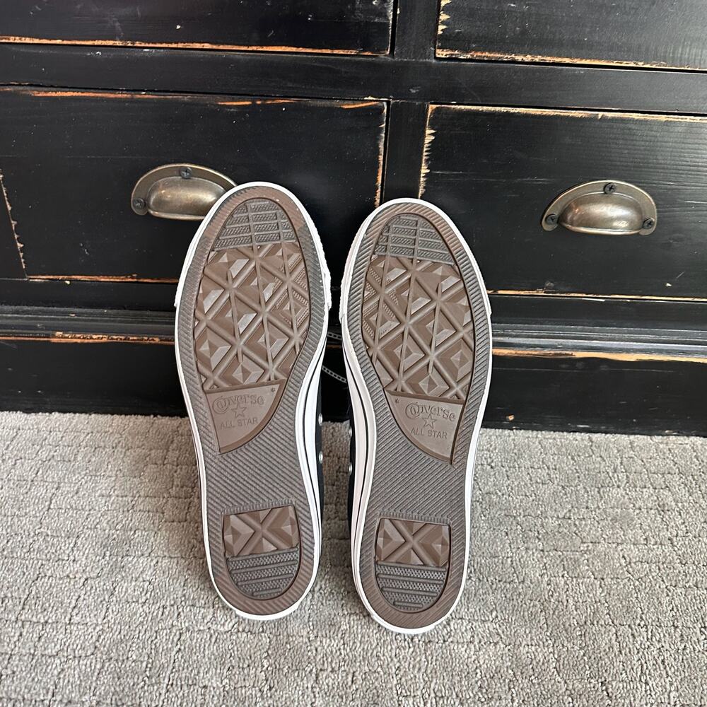 Converse Women’s 10 All Star Sneakers - Picture 5 of 5